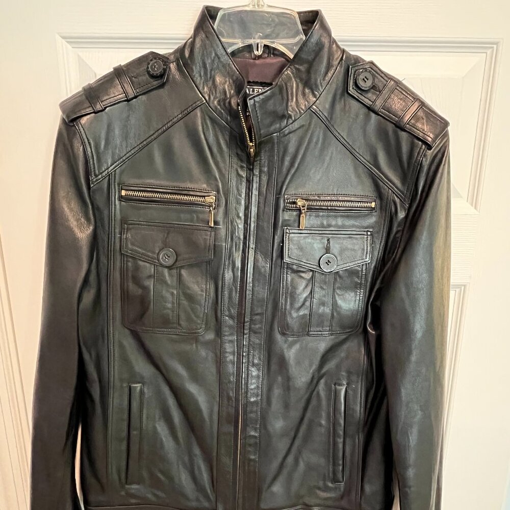 Men's Valentino Vera Pelle 100% Genuine Leather Motorcycle Jacket (Size Small)